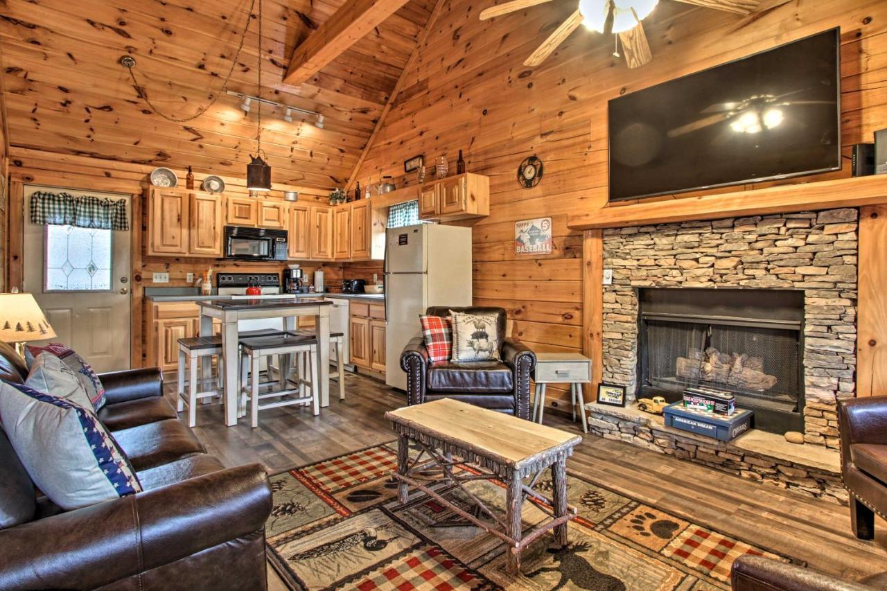 Pigeon Forge Cabin With Hot Tub And Mountain Views! Esterno foto