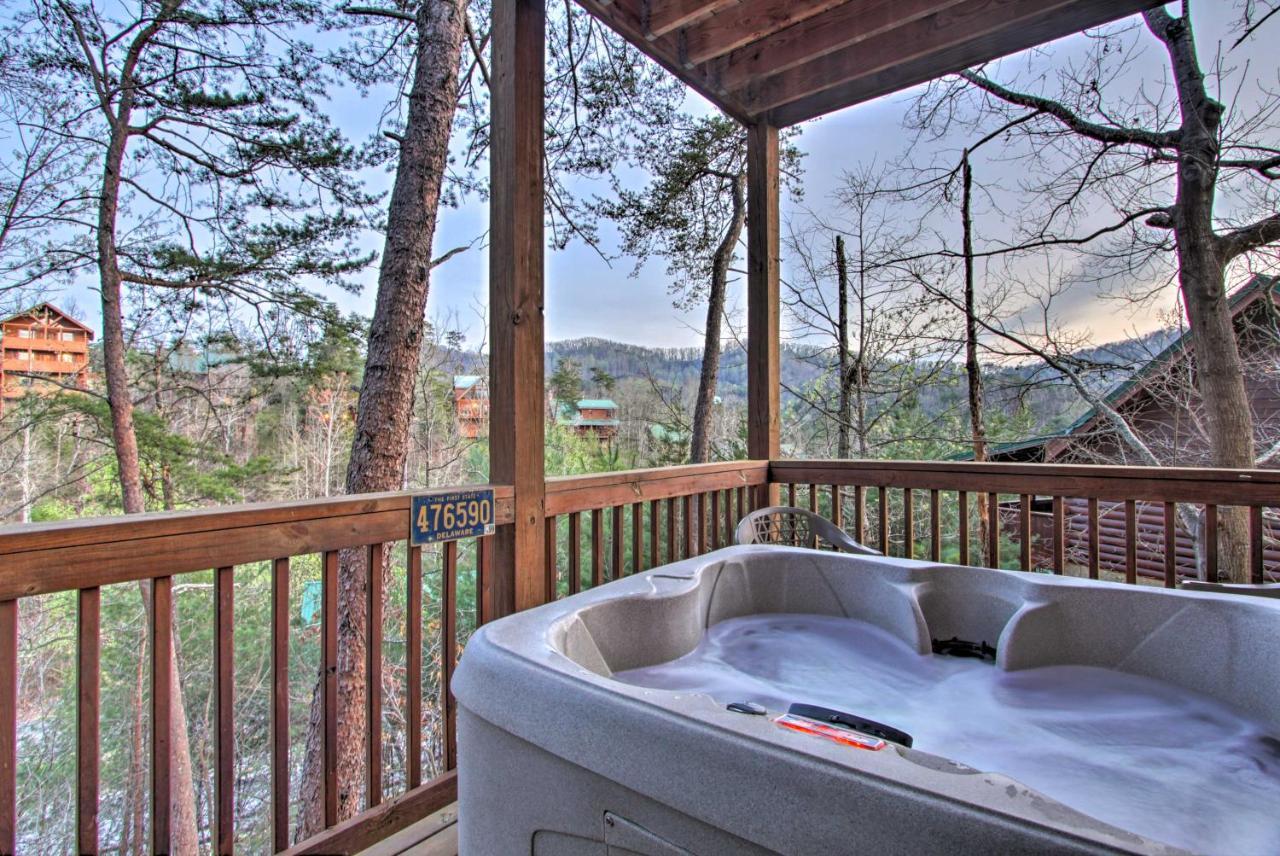 Pigeon Forge Cabin With Hot Tub And Mountain Views! Esterno foto