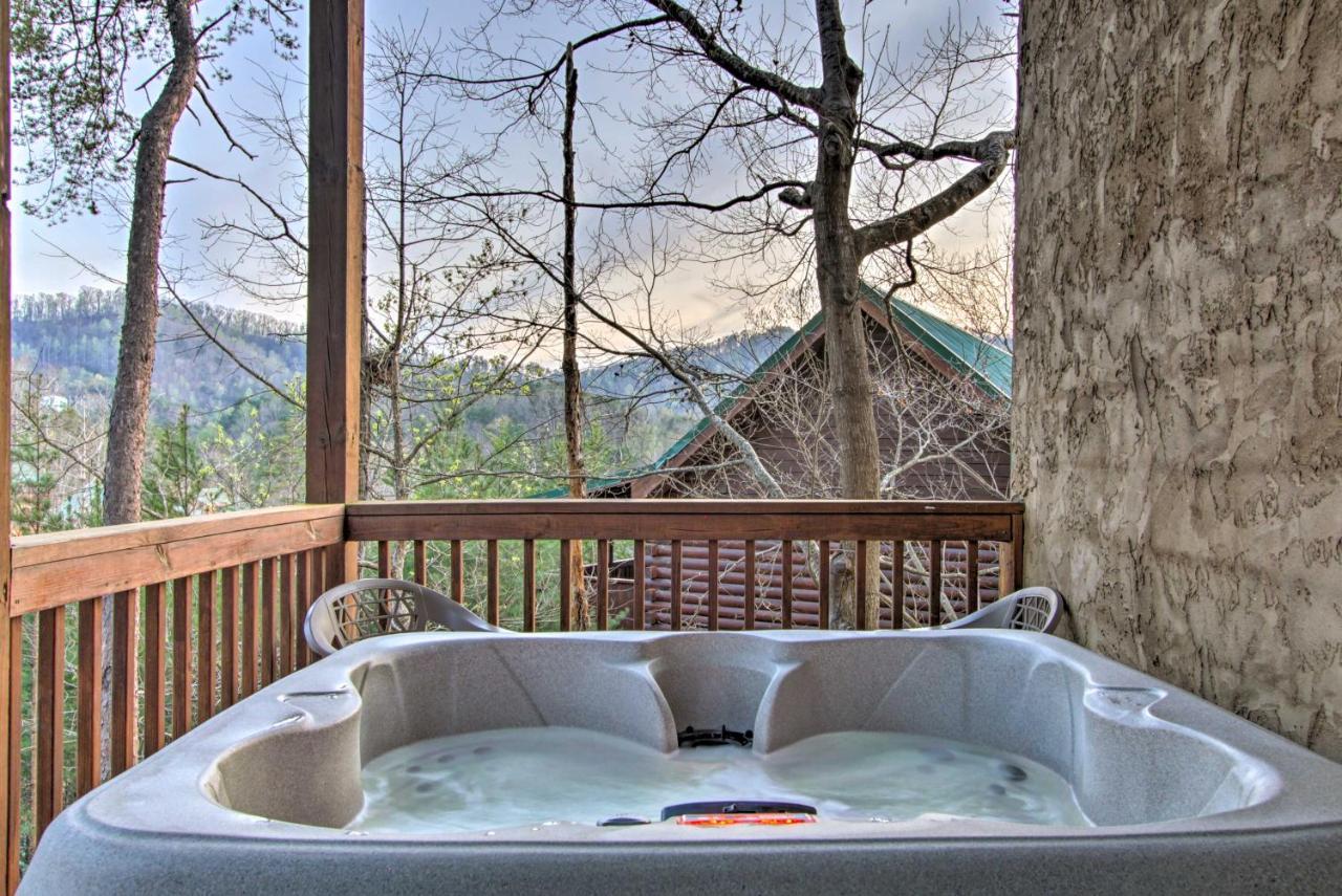 Pigeon Forge Cabin With Hot Tub And Mountain Views! Esterno foto